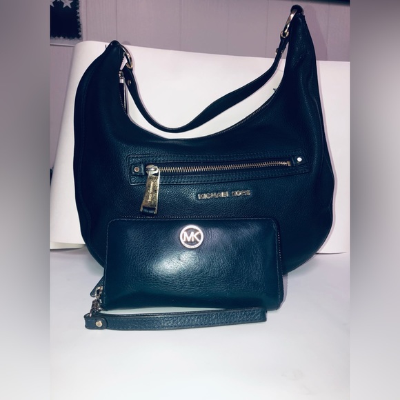 Michael Kors bag & wallet - Picture 12 of 13